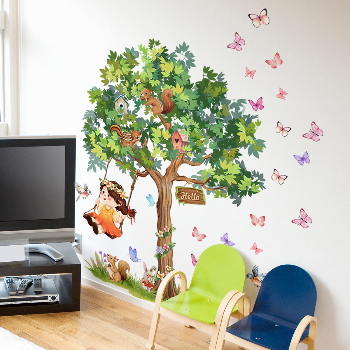 Baby Girl Swinging Swinging Un - Baby Nursery Tree recension och pris
