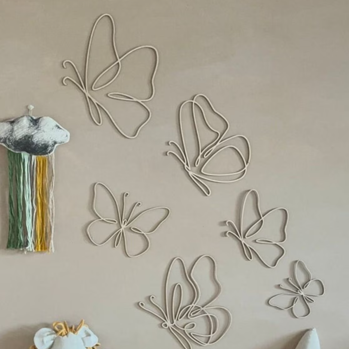 Set of 6 Wooden Wall Butterfli - Baby Nursery Items recension och pris