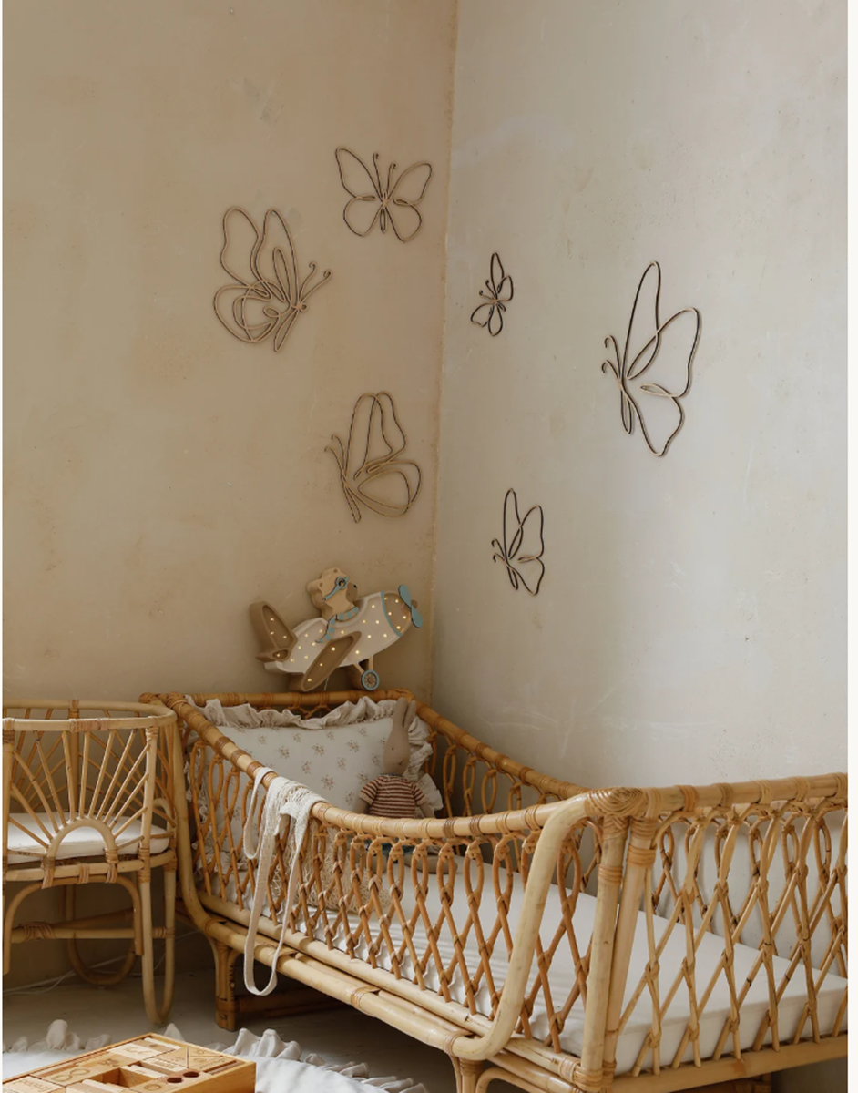 Set of 6 Wooden Wall Butterfli - Baby Nursery Items recension och pris